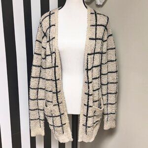 Forever 21: Tan and Black Fuzzy Style Cardigan Front Pockets Size M